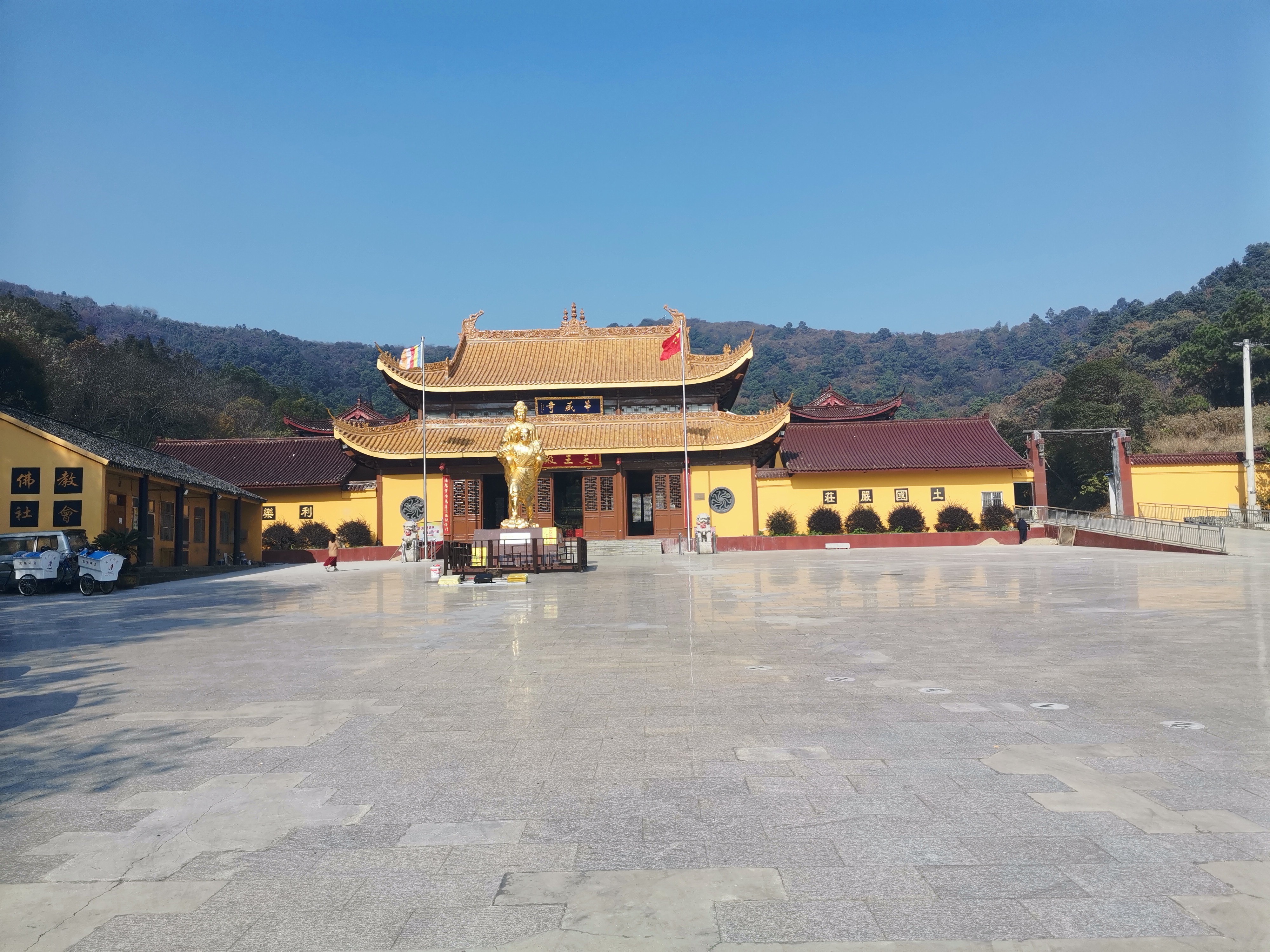 无锡滨湖区华藏寺