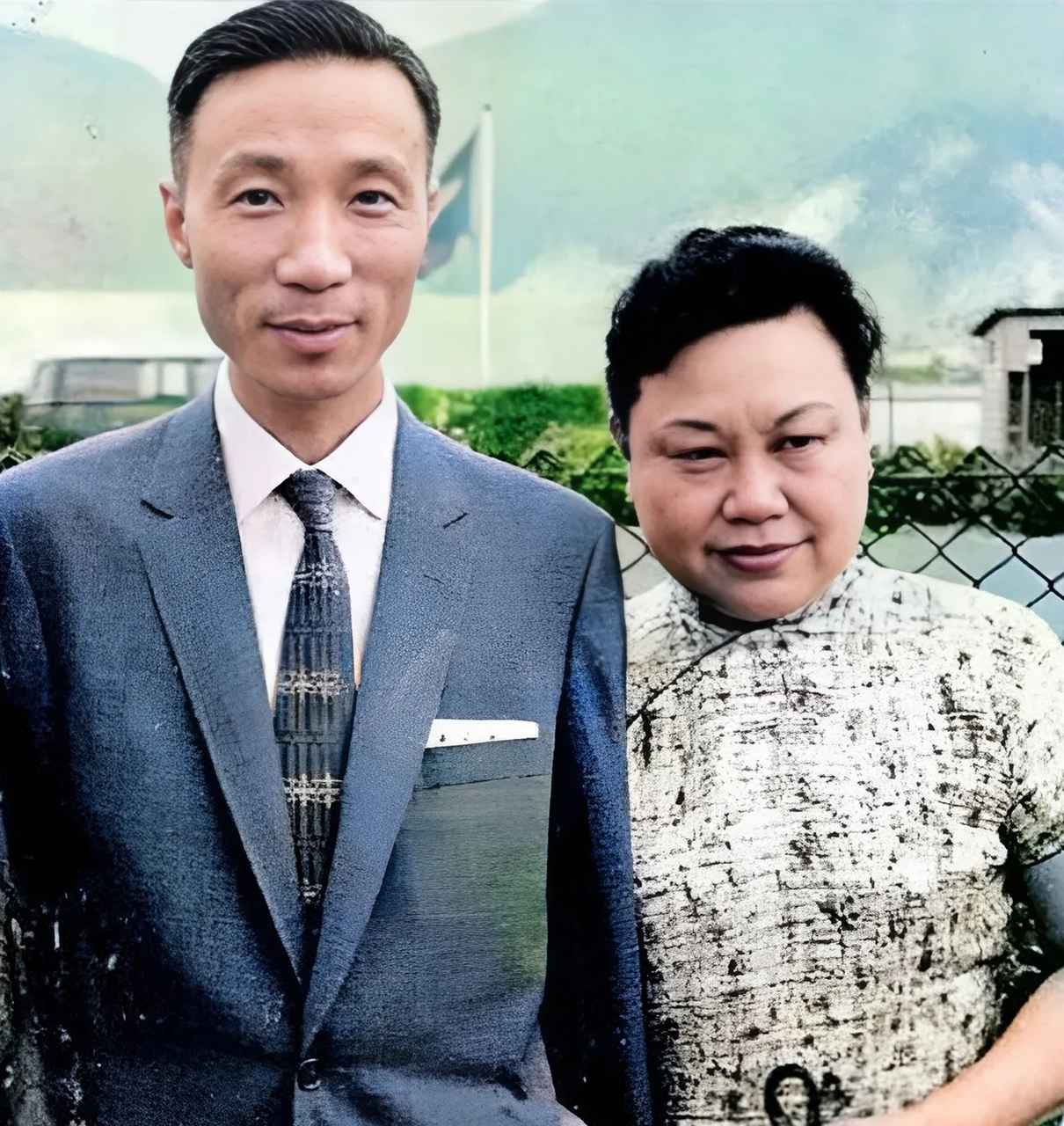 邵逸夫曾说黄美珍是一等一的好妻子,样样都好,回到家里我没有麻烦.