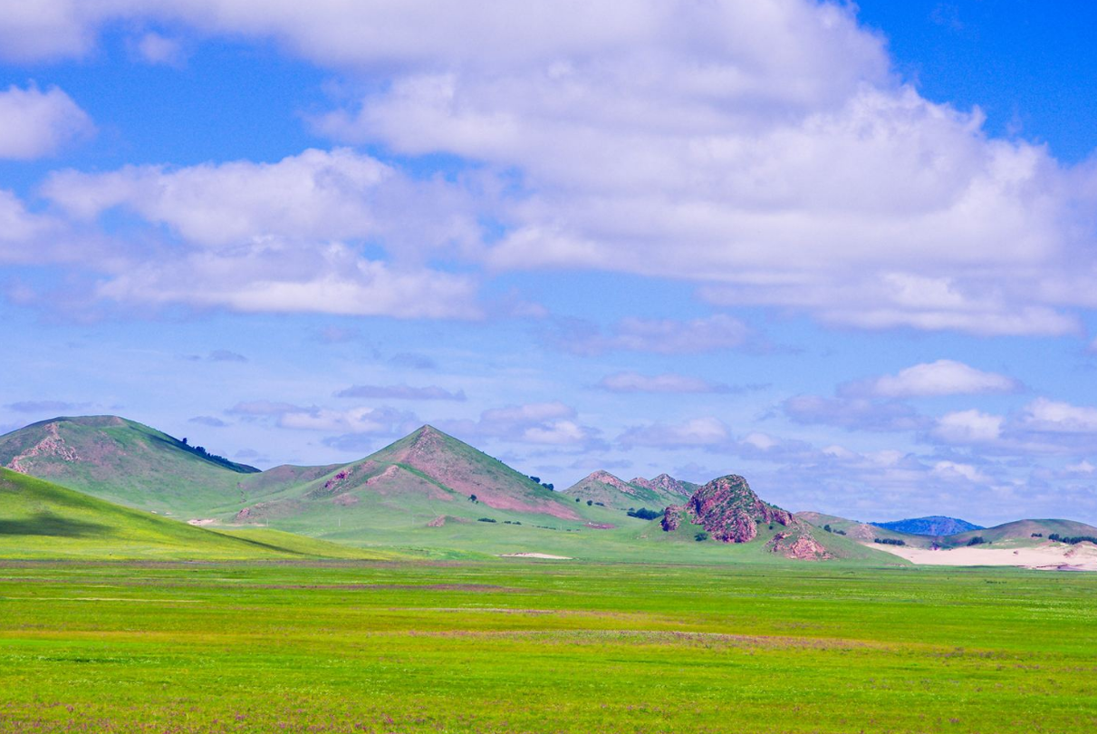内蒙古乌兰布统游玩,闲暇时光的好去处,体验风光绮美的草原美景