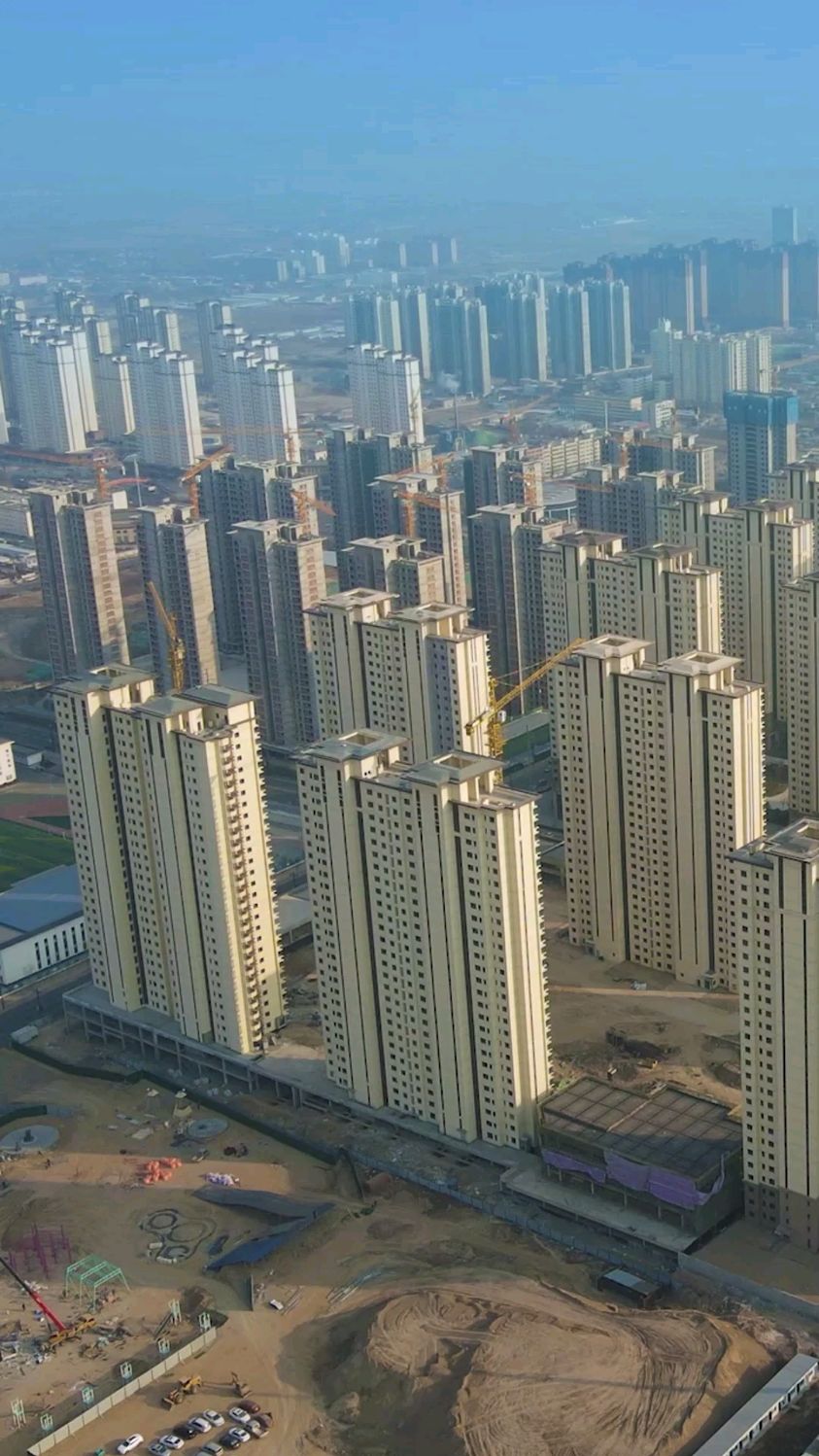 无人机视角下的兰州市榆中县城,高楼林立,没有一点西北县城的样子