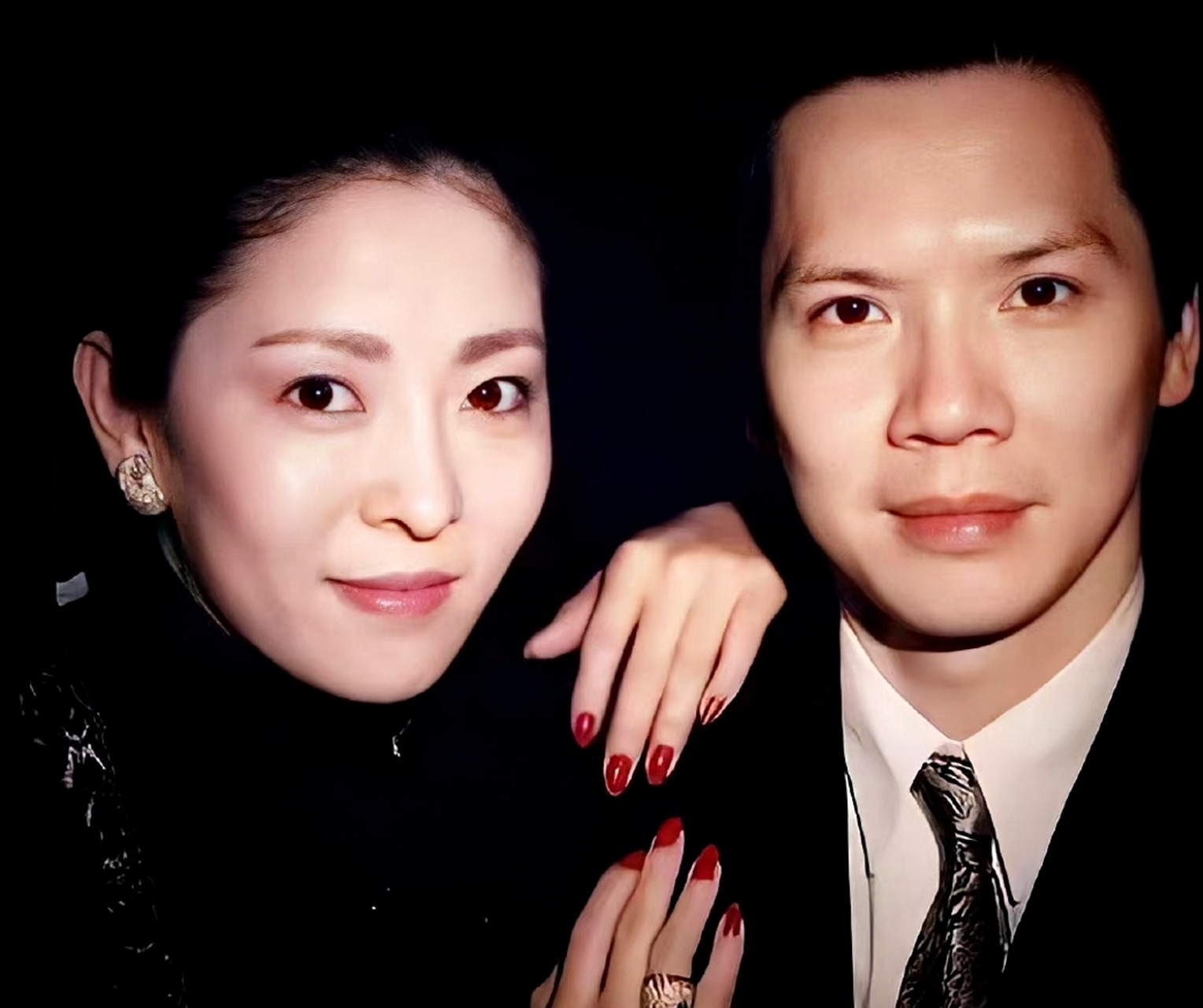 向华强三十年前后对比,越活越年轻了