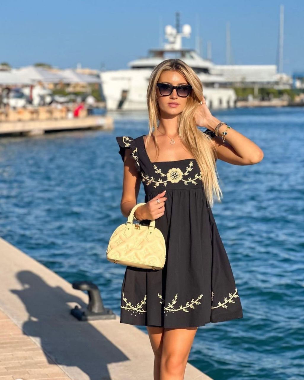 即使是曾经的拜占庭,这样的美女也是不多见的