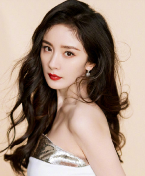 看似挺清纯,实则情史混乱的杨幂女星,是"老司机"