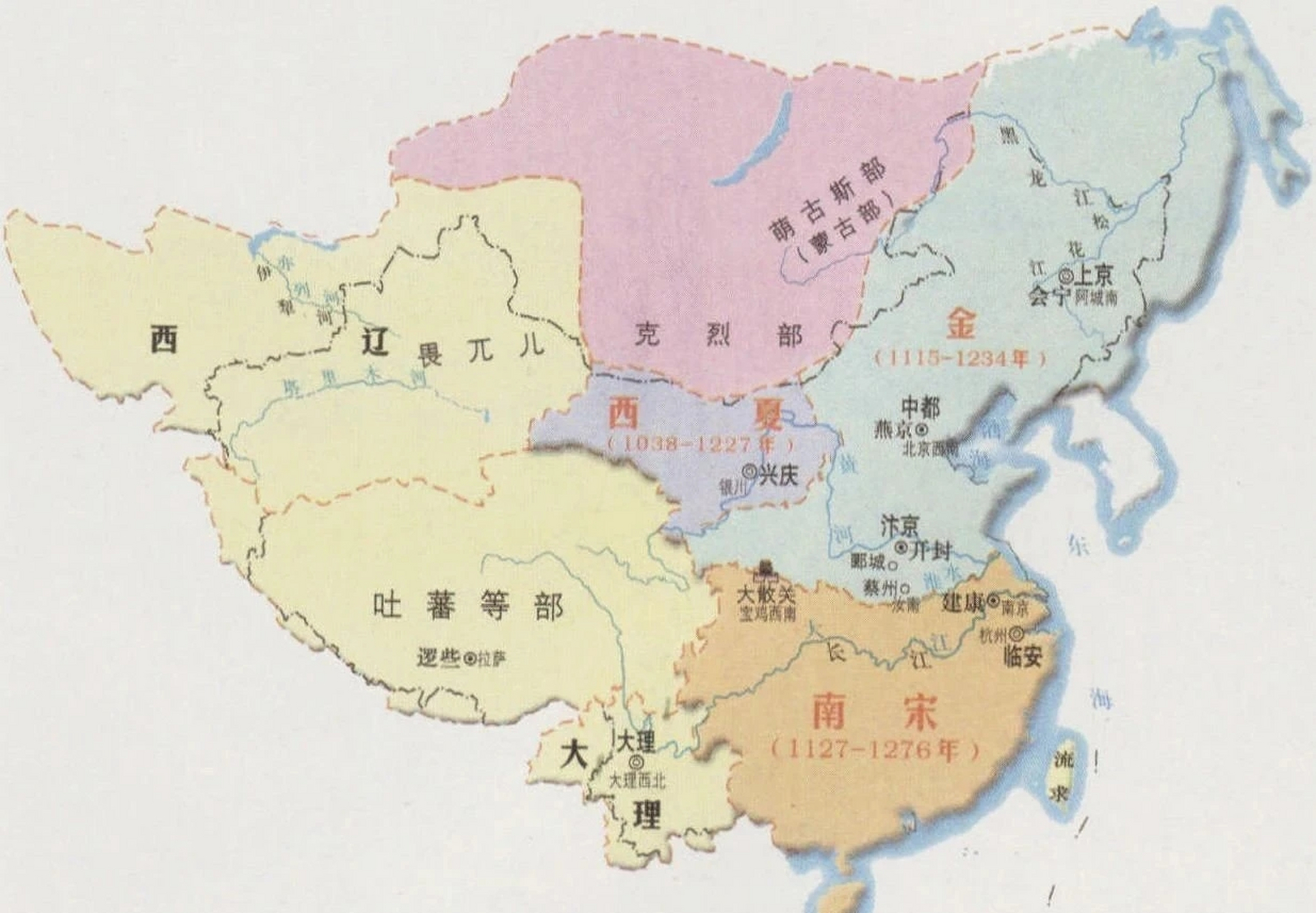 南宋,辽,金,蒙古,西夏,大理并存时期的地图,貌似金朝在当时应该是实力