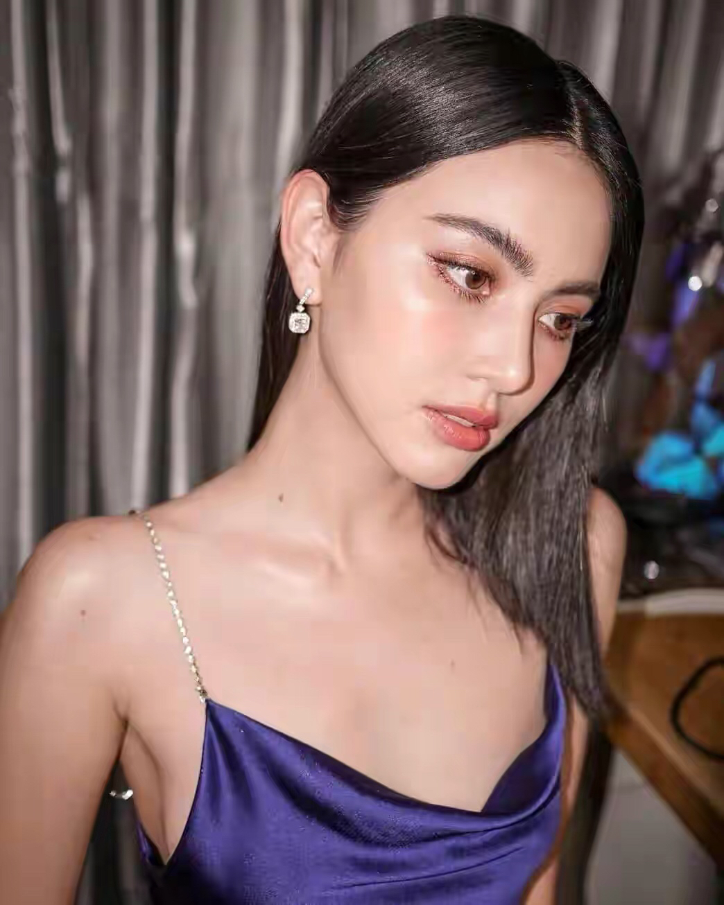 太美了!泰国女明星mai也太会挑礼服了吧