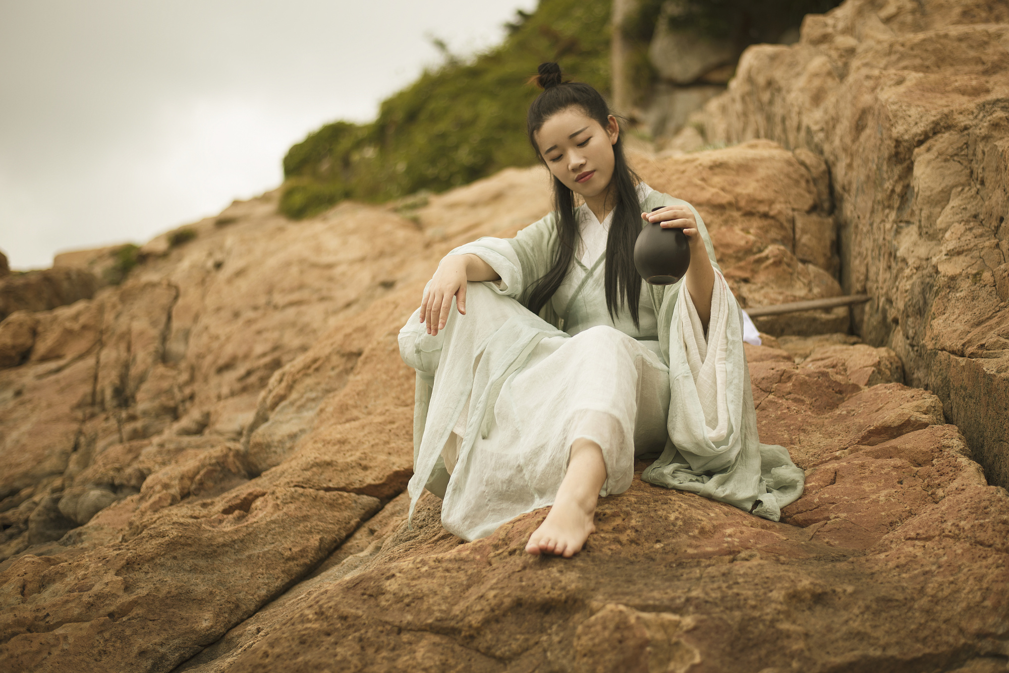 击败《修罗武神》,青鸾峰上新作,这部玄幻文9.9分登顶榜一!