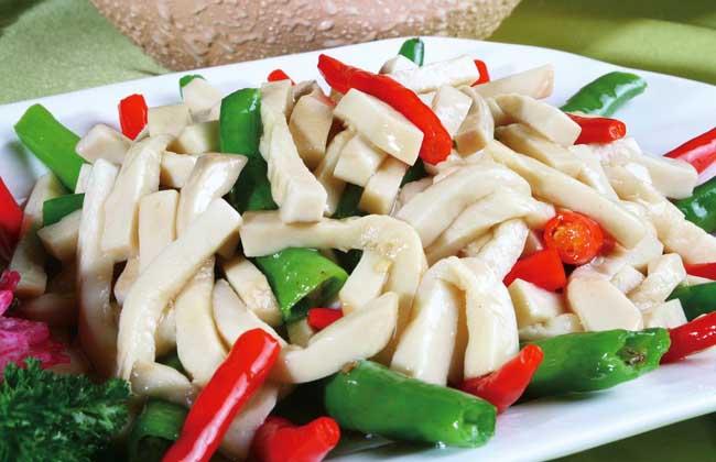 今天我要和大家分享一种美味可口的食材——白灵菇,以及它的家常做法.