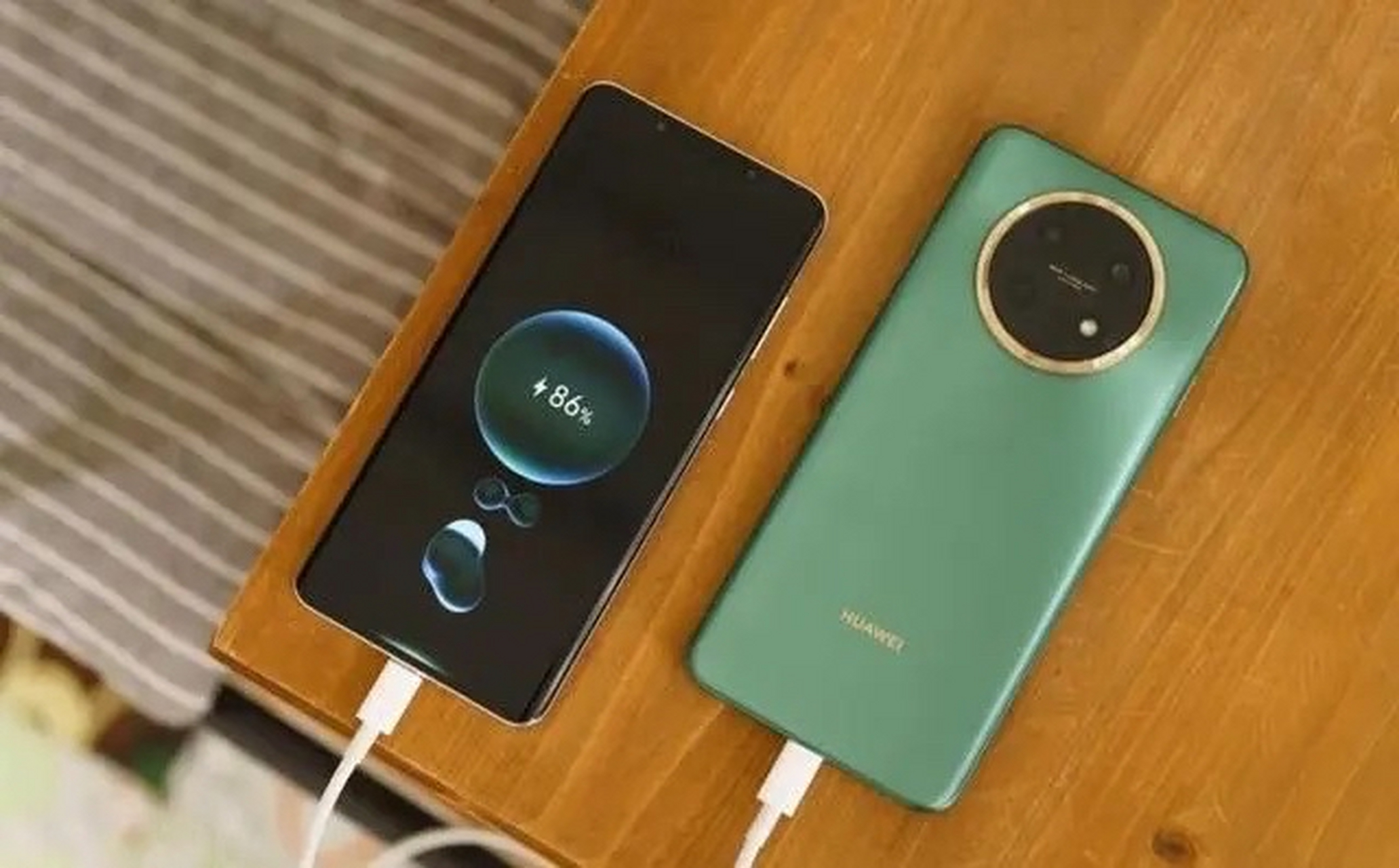 华为畅享60x作为华为旗下续航最强的手机,提供7000mah超大双电芯电池