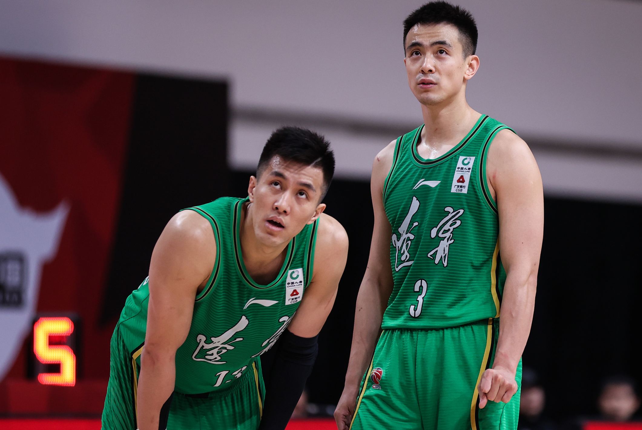 张镇麟正式回归,赵继伟被质疑不如郭艾伦