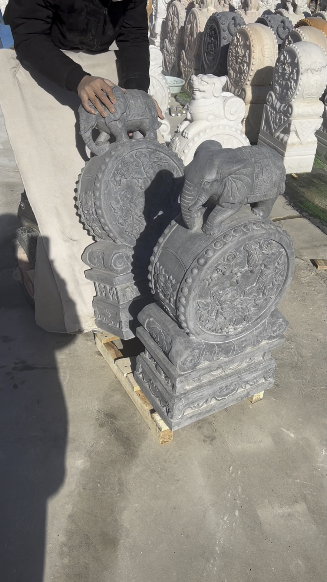 青石大象门墩抱鼓石门口摆放