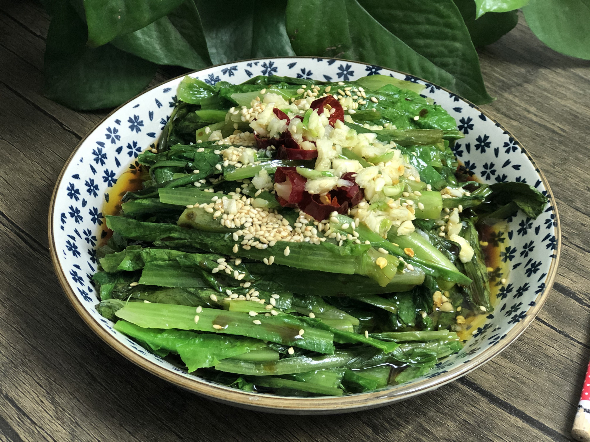 油麥菜別再炒著吃了,試試這種吃法,爽口又開胃,我家一週吃3次