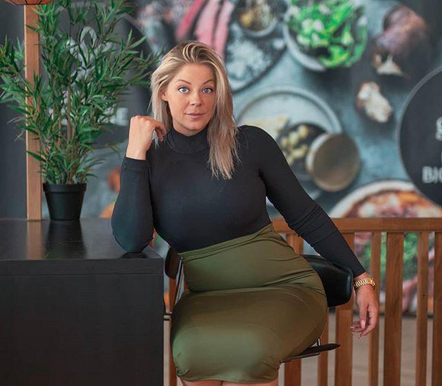 丹麦健身模特米娅,身高170厘米,体重高84公斤,身材高大健美.