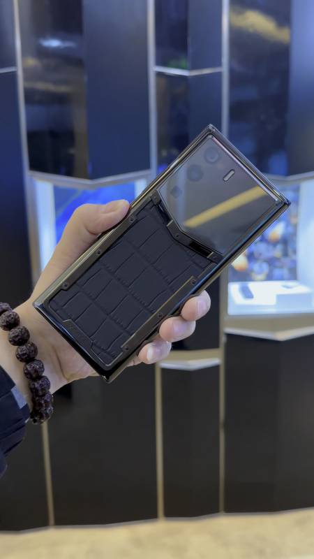 vertu威图手机专卖店5g高定版蓝宝石黑色鳄鱼皮