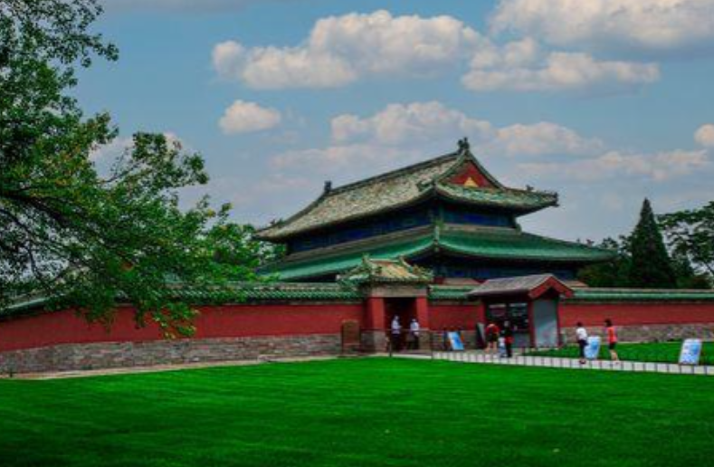北京巨无霸公园是北京市内最大的公园之一,占地面积达273万平方米