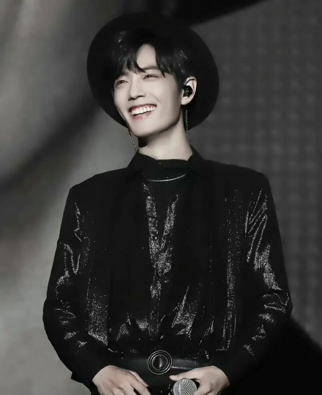 "一曲共悠扬,曲终人不散" #肖战# #陈情令