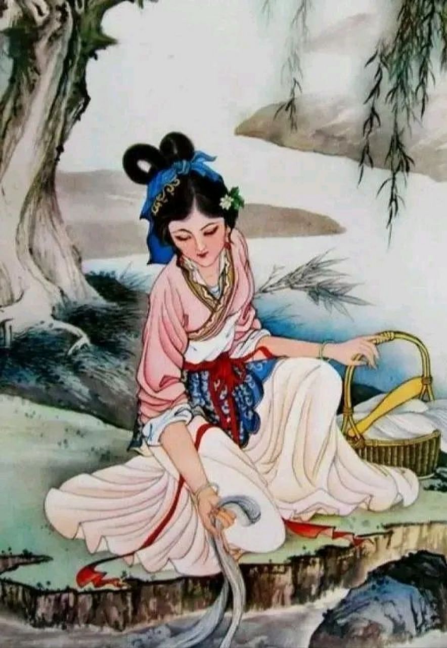 古时,有个清白女子去河边洗衣服,回家后肚子竟一天天大了起来.
