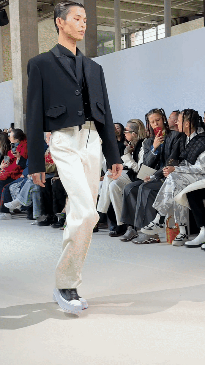 陆仙人巴黎时装周首秀你们觉得怎么样?