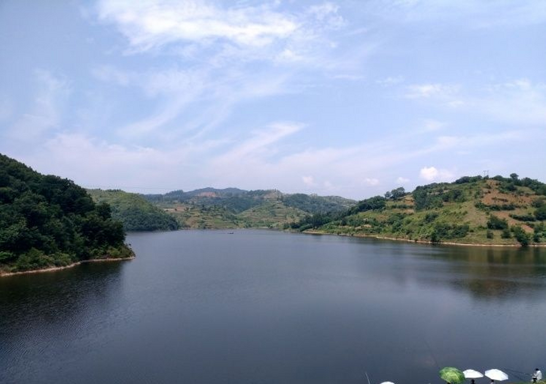 一个清凉的日子钓鱼是不错的选择,河南嵩县大坪乡就有一个这样的地方