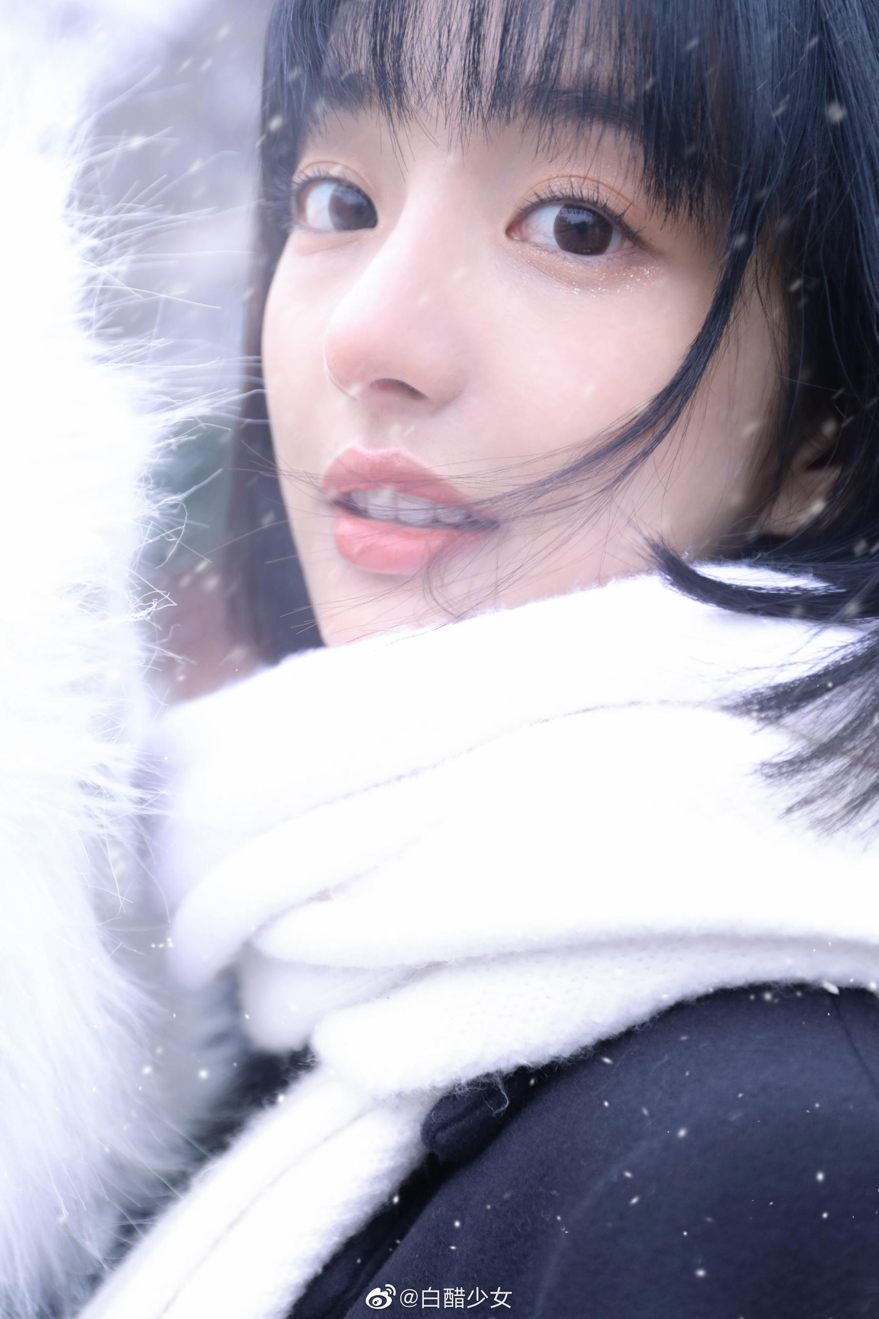 白醋少女清纯系写真组图