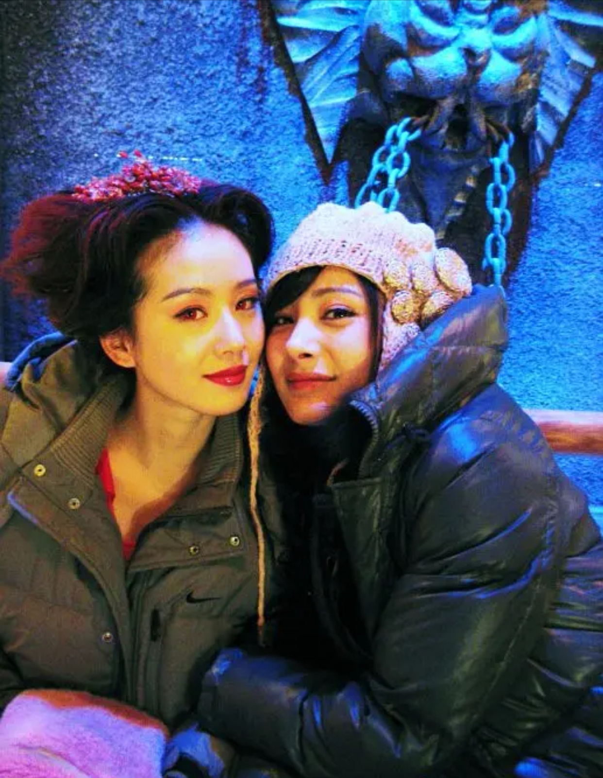 杨幂刘诗诗时隔多年亲密同框,打破不合传闻