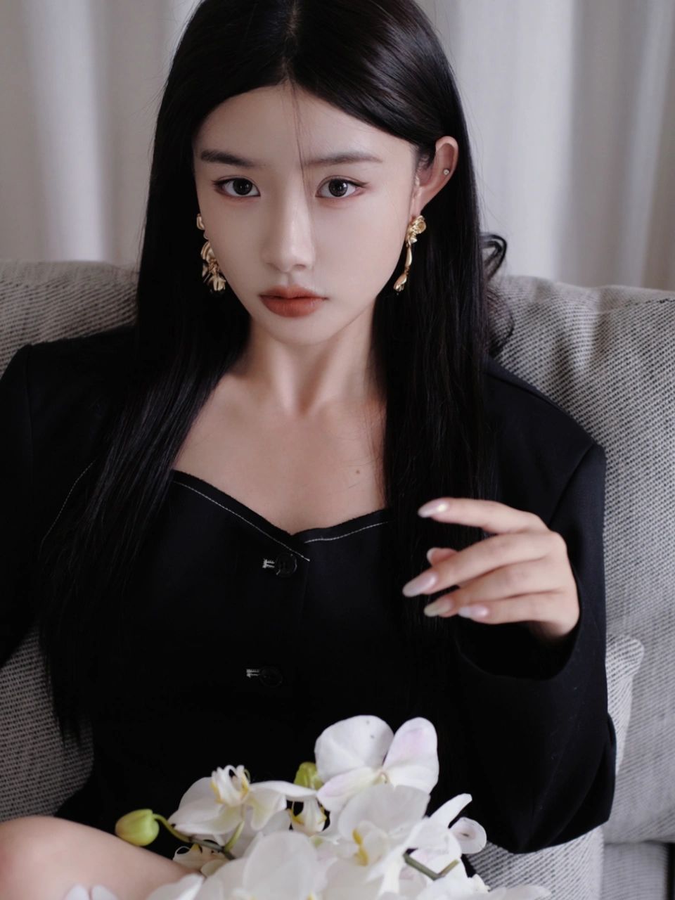 做个气质冷美人吧|||低饱和清冷感妆容 太符合我的审美了 裸色系眼影