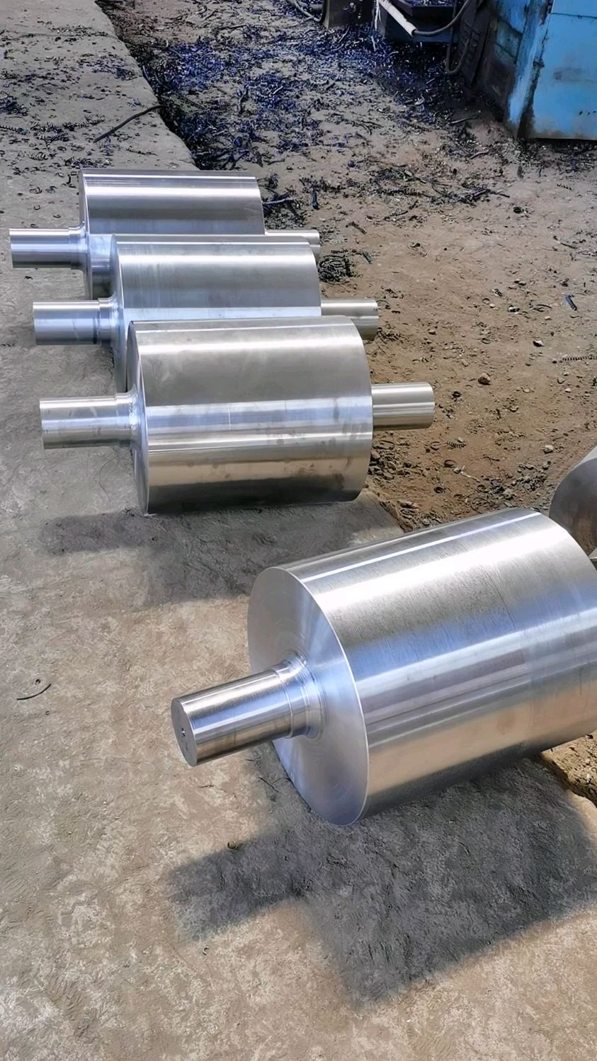 滚筒烘干机托辊拖轮托轮滚轮厂家现货供应,适用于回转窑球磨机干磨机