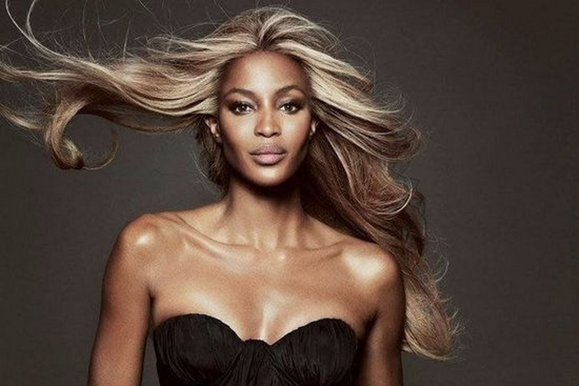 世界名模娜奥米·坎贝尔(naomi campbell).