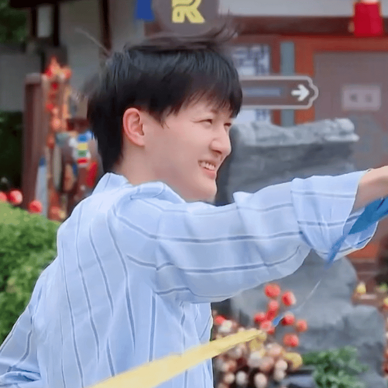 奔跑吧全员素颜,周深好可爱啊