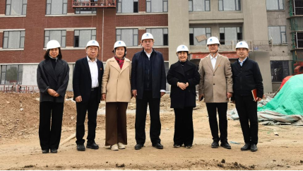 沈阳市教育局局长孙常福一行到东北育才沈抚示范学校调研