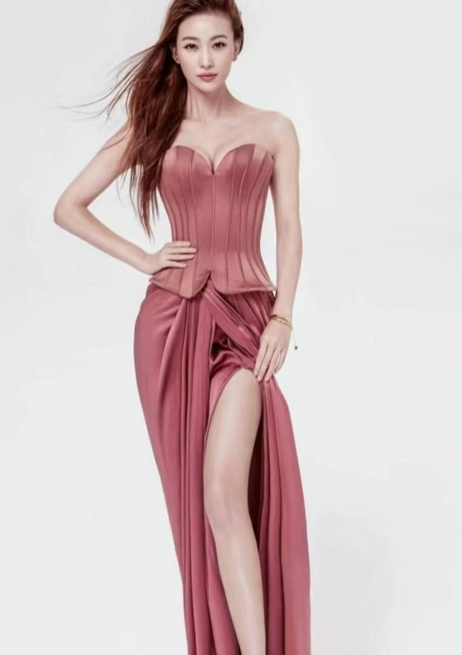 —周知,1985年6月30日出生于辽宁省,中国内地女演员