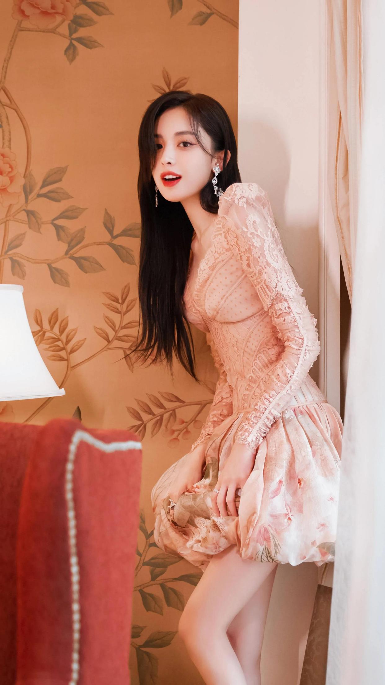 古力娜扎粉裙真好看|壁纸