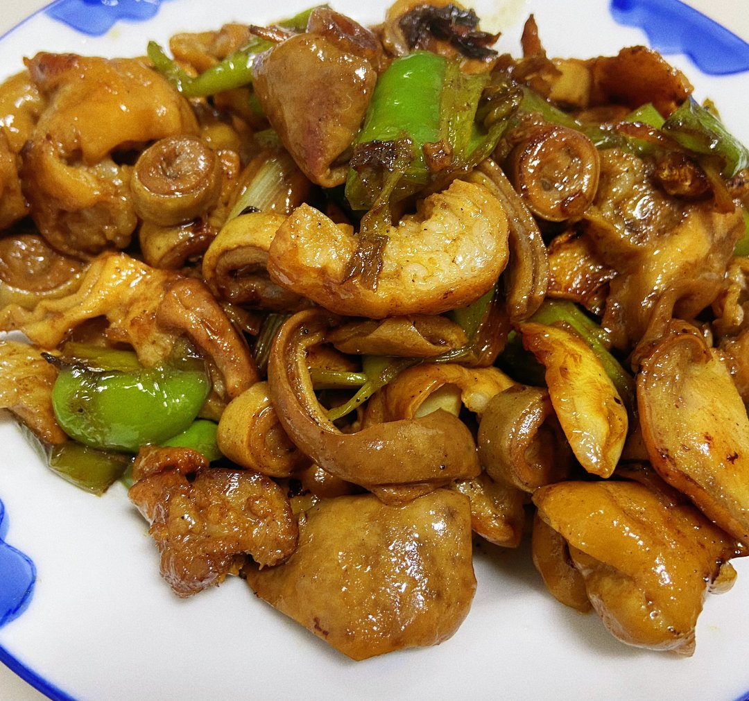 家常菜系列之干煸溜肥肠,简单三步一个菜