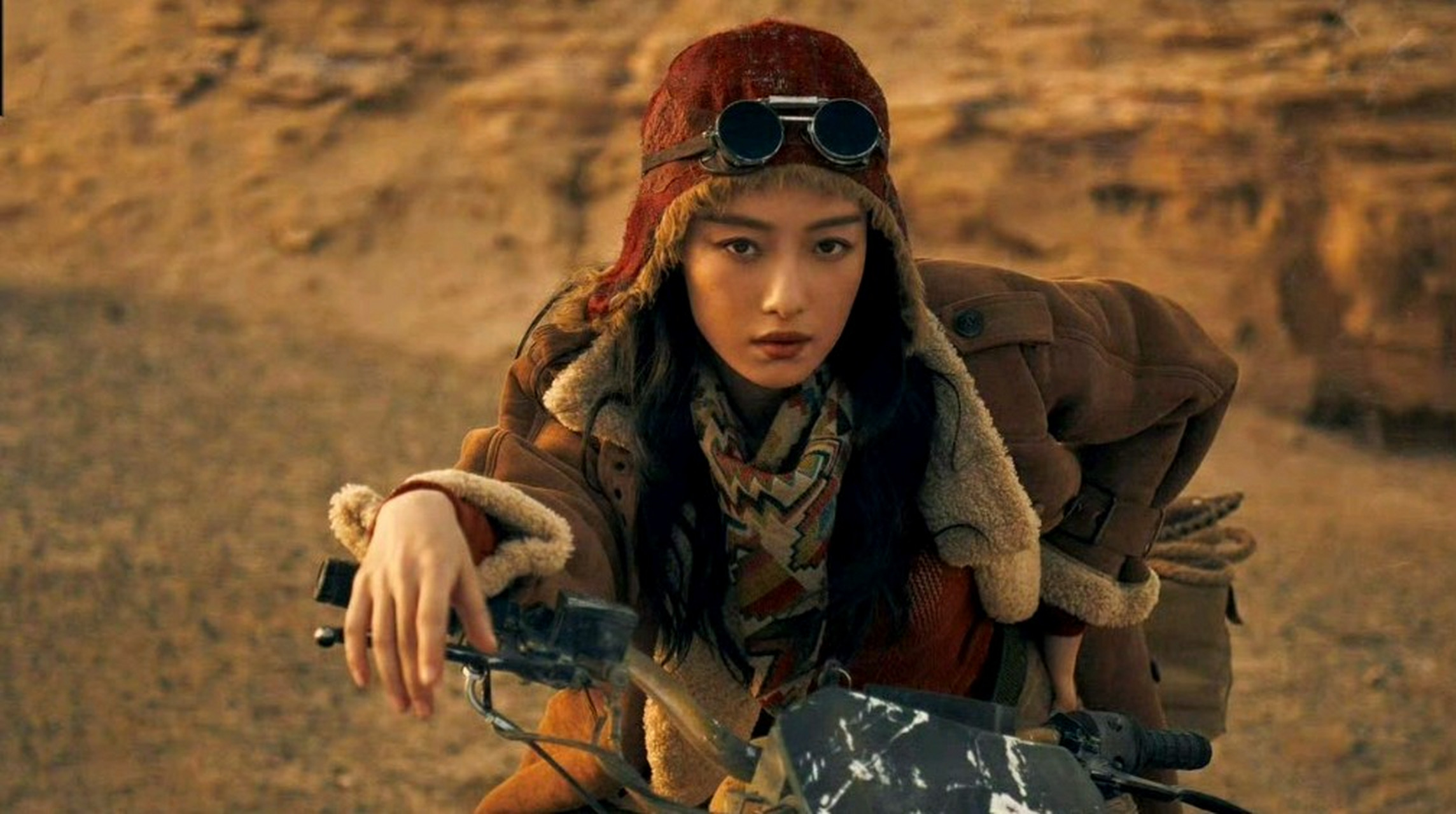 倪妮人前a人后c# 倪妮新剧《西出玉门》a爆了!