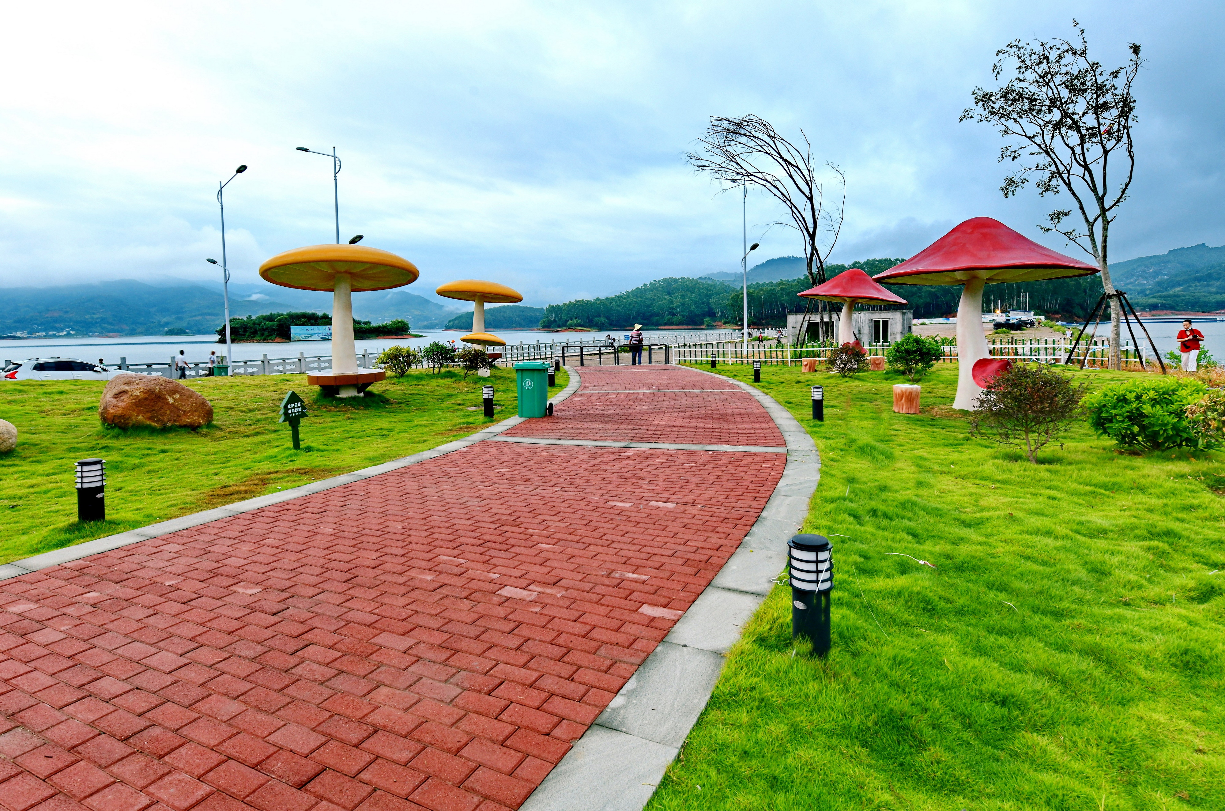 永安八一村:拆旧建新整村容