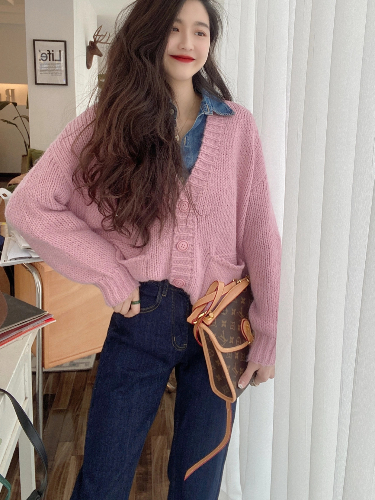 粉色毛衣惊艳穿搭