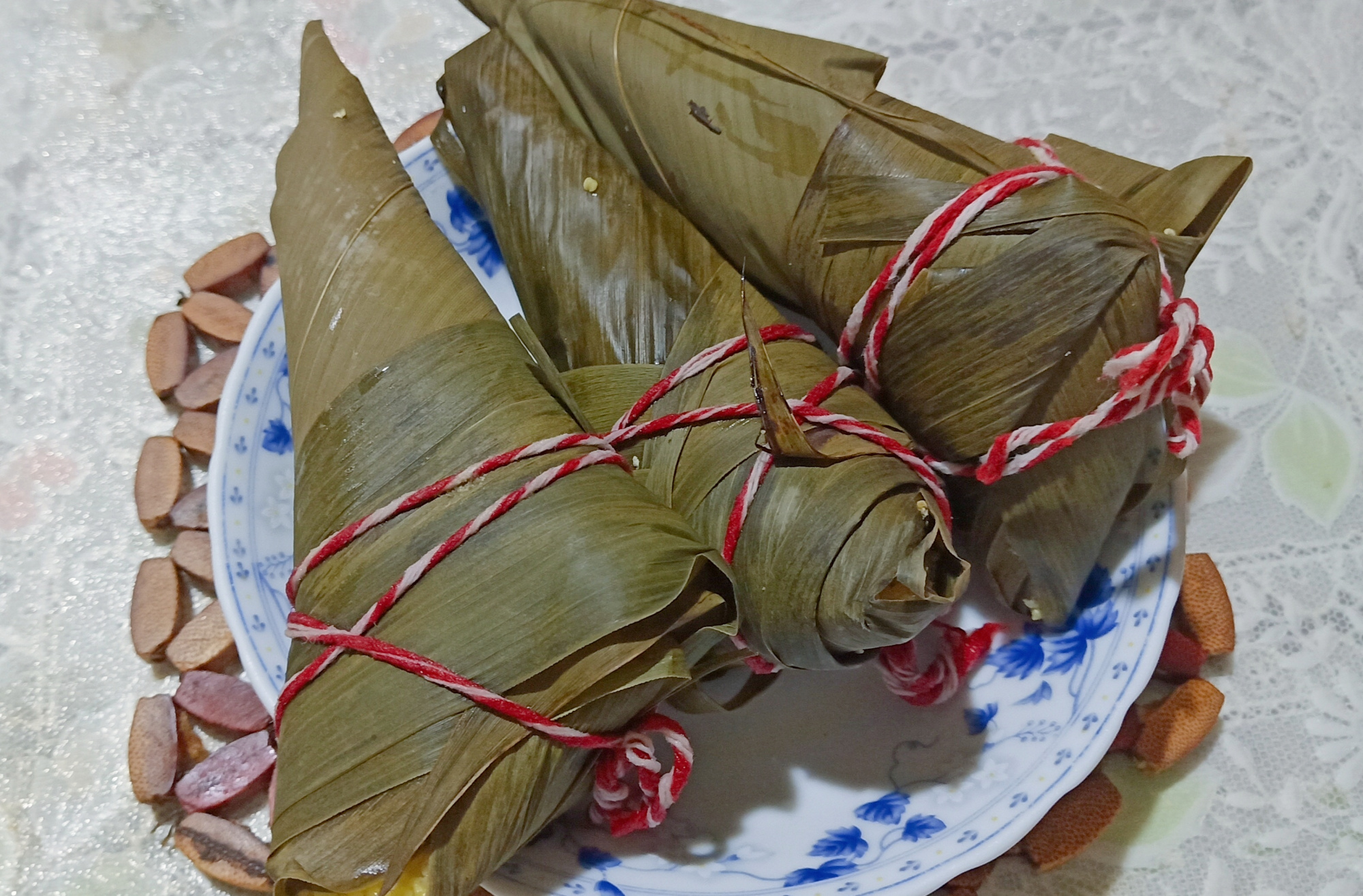 正宗的陕北粽子,黄米黏性十足,味道香甜