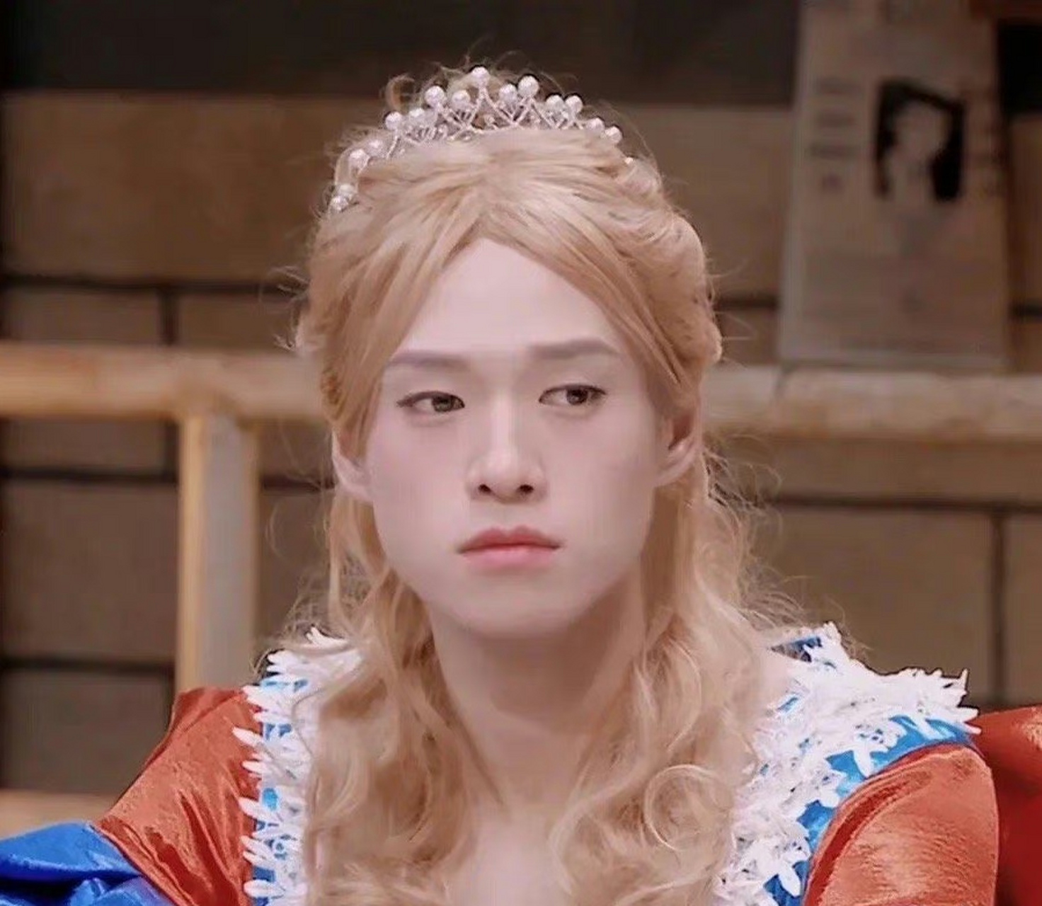 女装大佬,魏大勋[滑稽]小公主还挺白[捂脸]#娱乐最前沿# #魏大勋