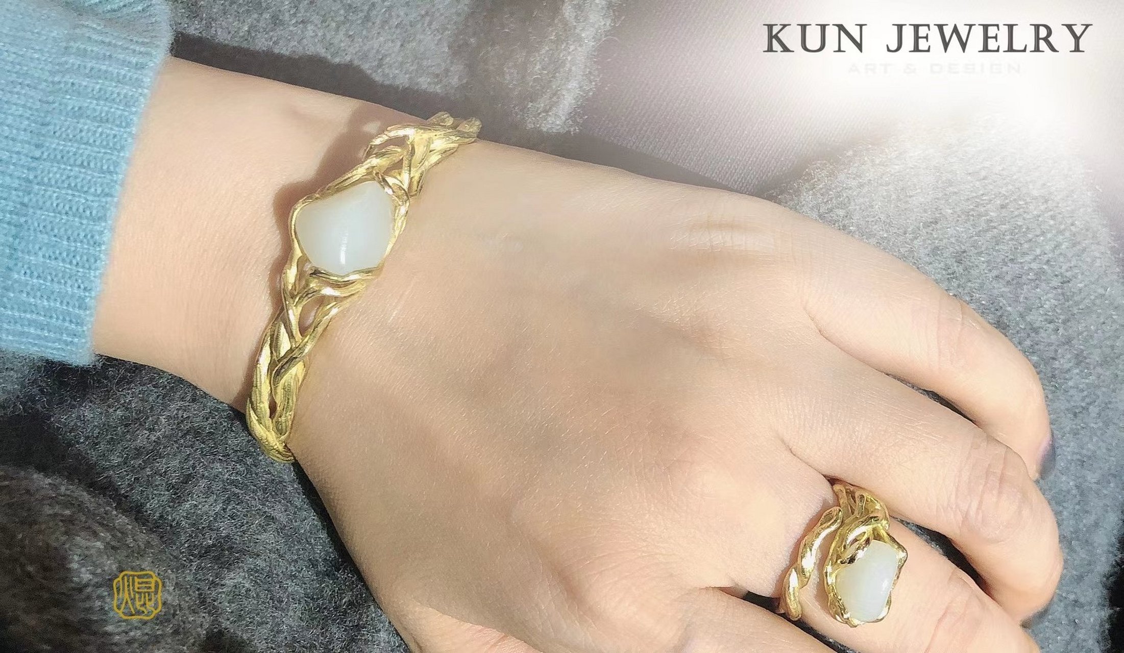 王焜老师,是国内高级珠宝定制领域,极为资深的珠宝设计大师.