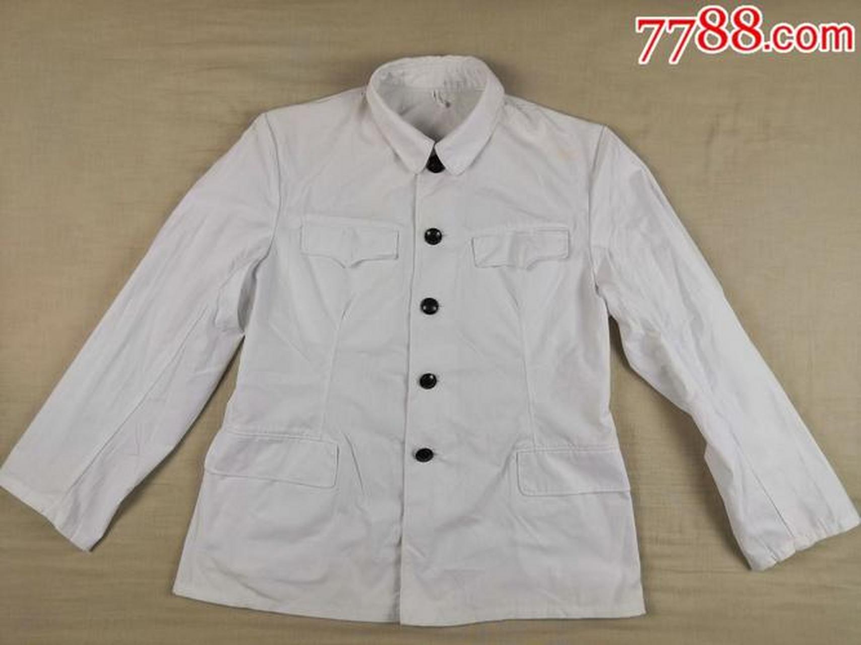 记得我很小的时候,也就是七八十年代的时候,市面上流行一种的确良布料