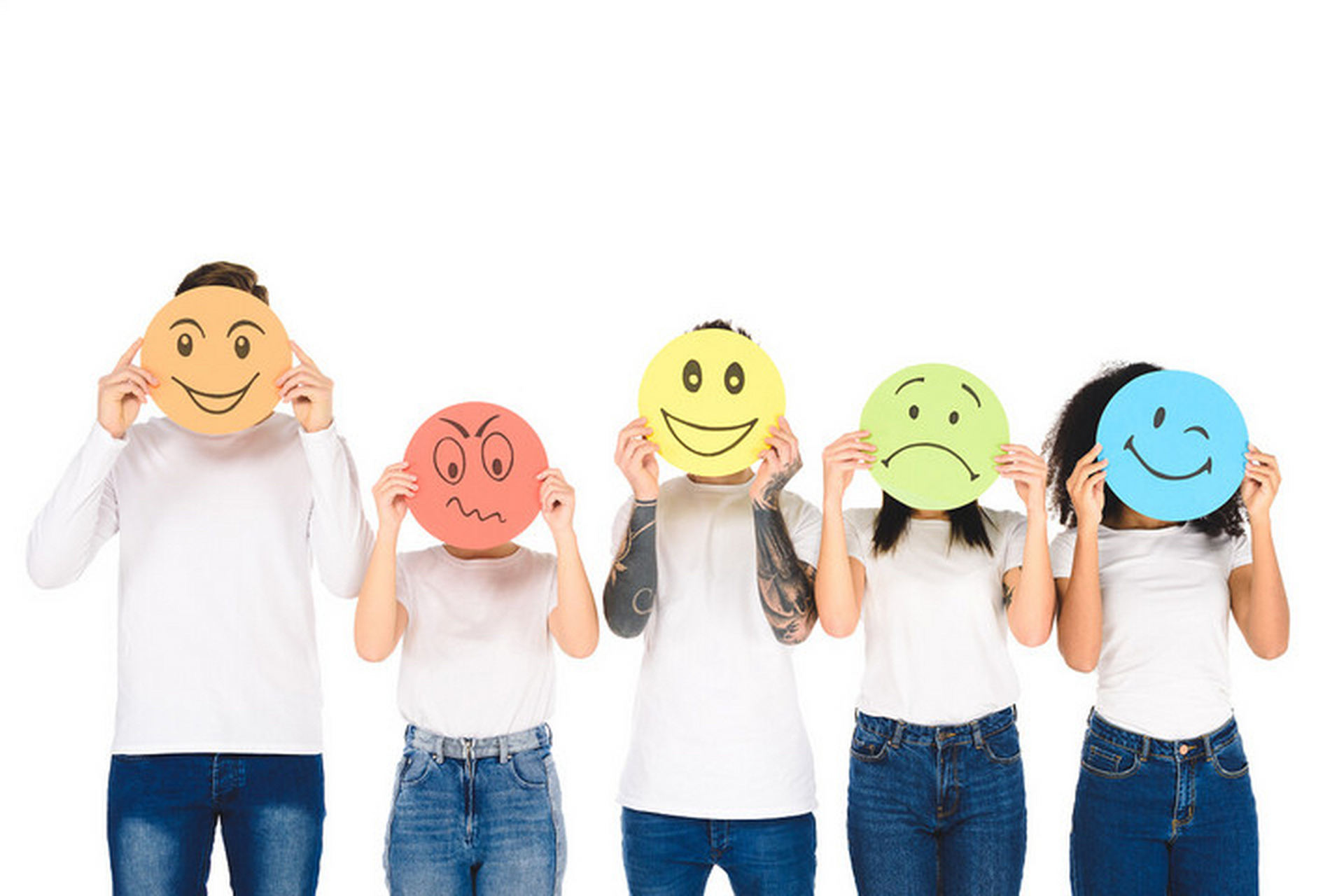 对待情绪,尤其是负面情绪,除了对抗与压制,可以选择先接纳.