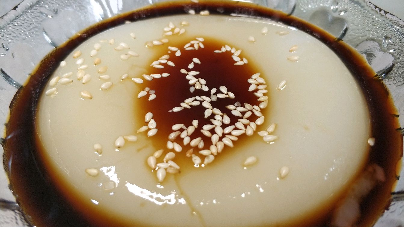 想要凉糕没碱味,试试这个方法,冰凉清甜又细腻