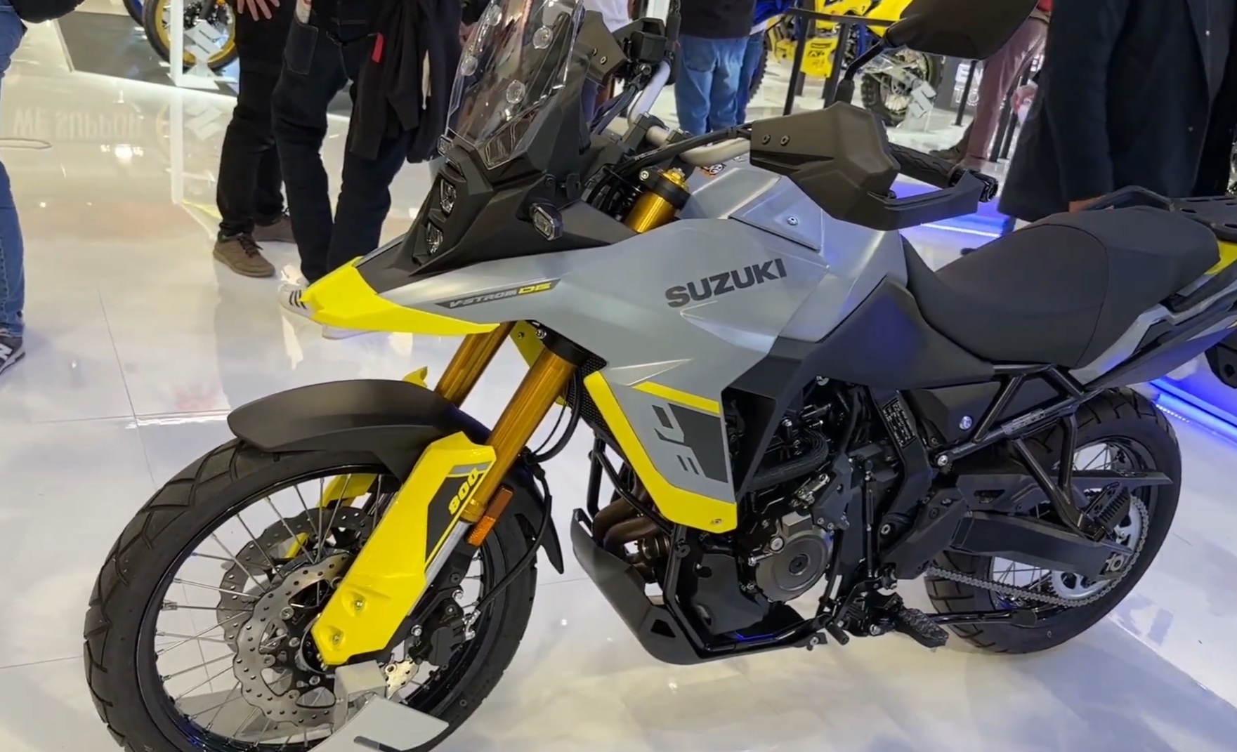 铃木推出v-strom800旅行车,动力比dl650猛,旅行值得期待