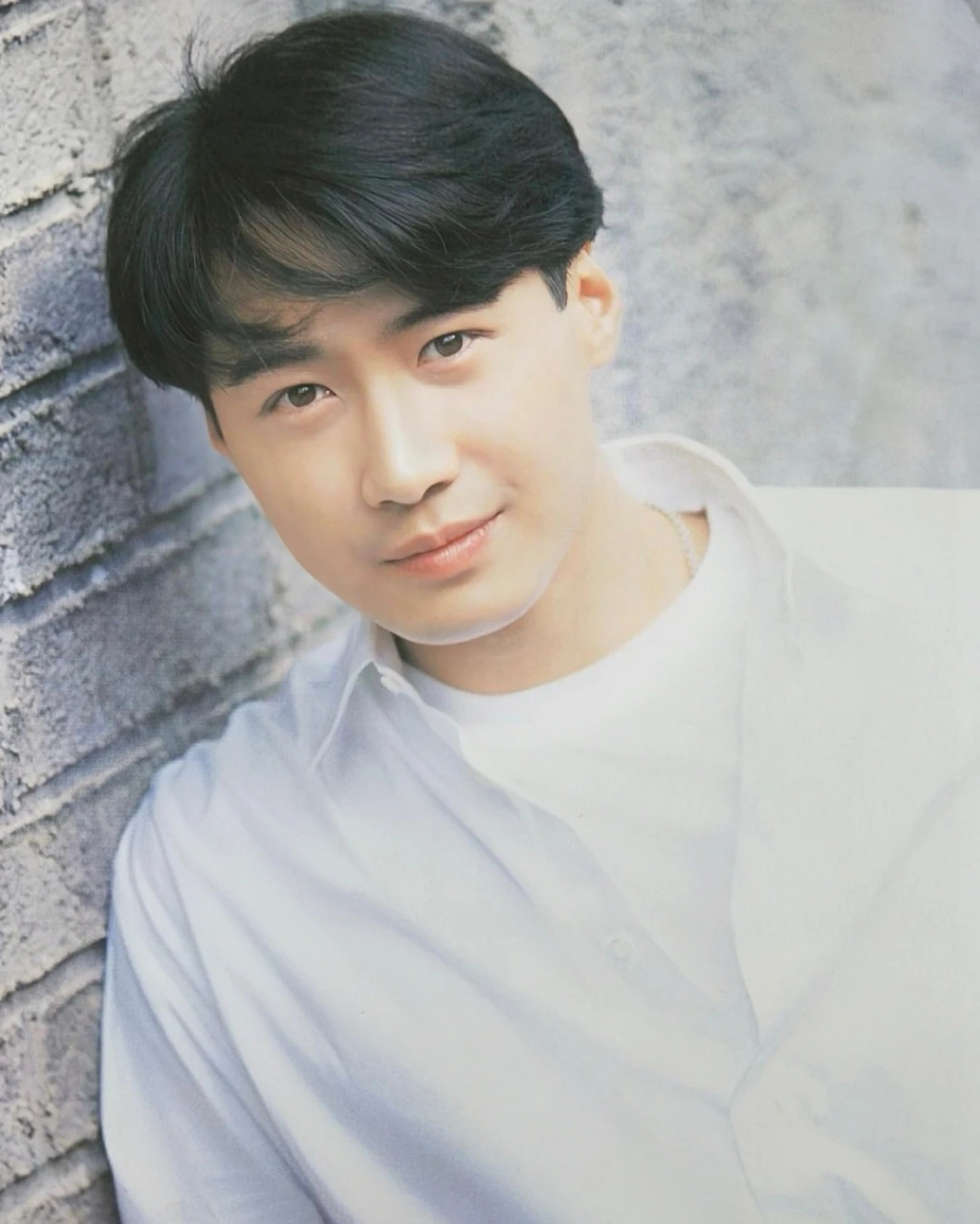 上世纪九十年代,最具有代表性的两款发型. 时间真快呀!