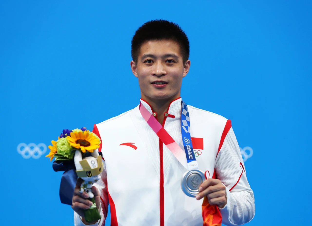 杨健
