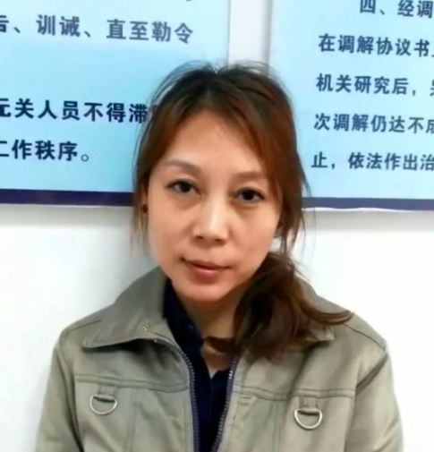 女网红晒"劳荣枝仿妆"遭群嘲:"丑文化"正在毒害中国青少年