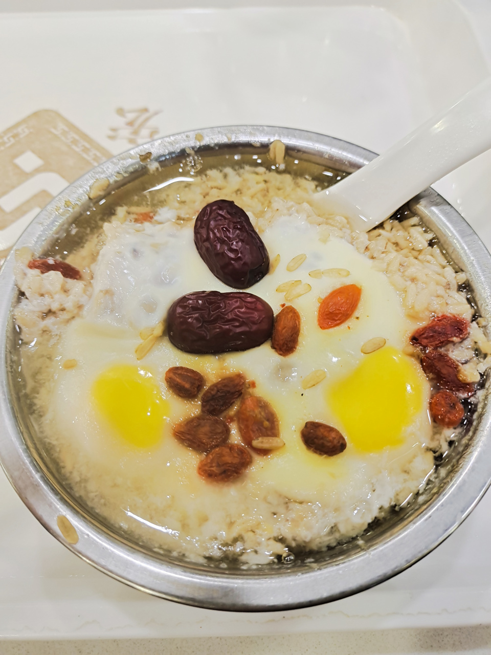 每天早上一碗酒酿蒸蛋[嘻嘻]