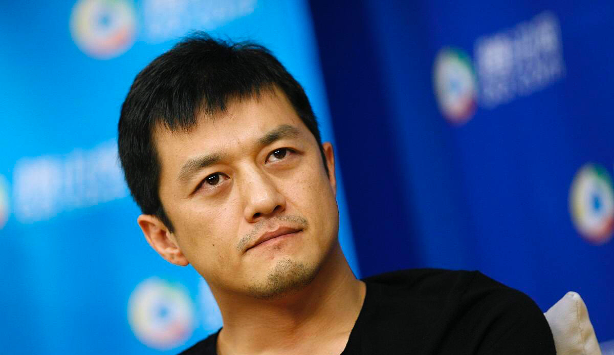 李亚鹏虽是王菲丈夫却禁止进王菲的一个房间,醉酒闯入后他崩溃了