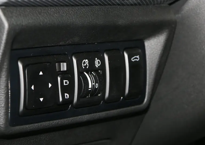 吉利帝豪后视镜折叠怎么设置