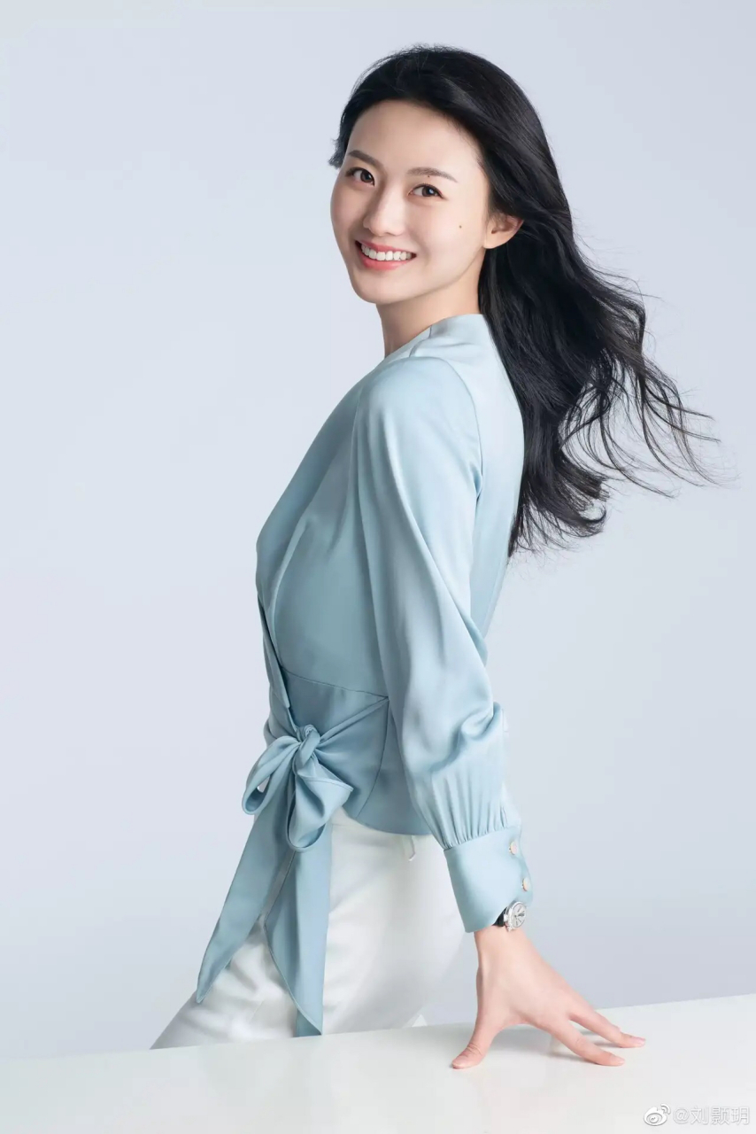 美女主持人刘颢玥[鲜花][鲜花][鲜花]