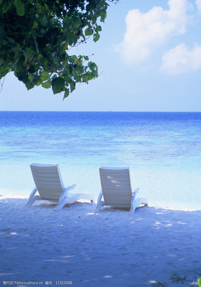 当你老了,躺在病床上就会明白:这世上和你最亲的人,只有两个!